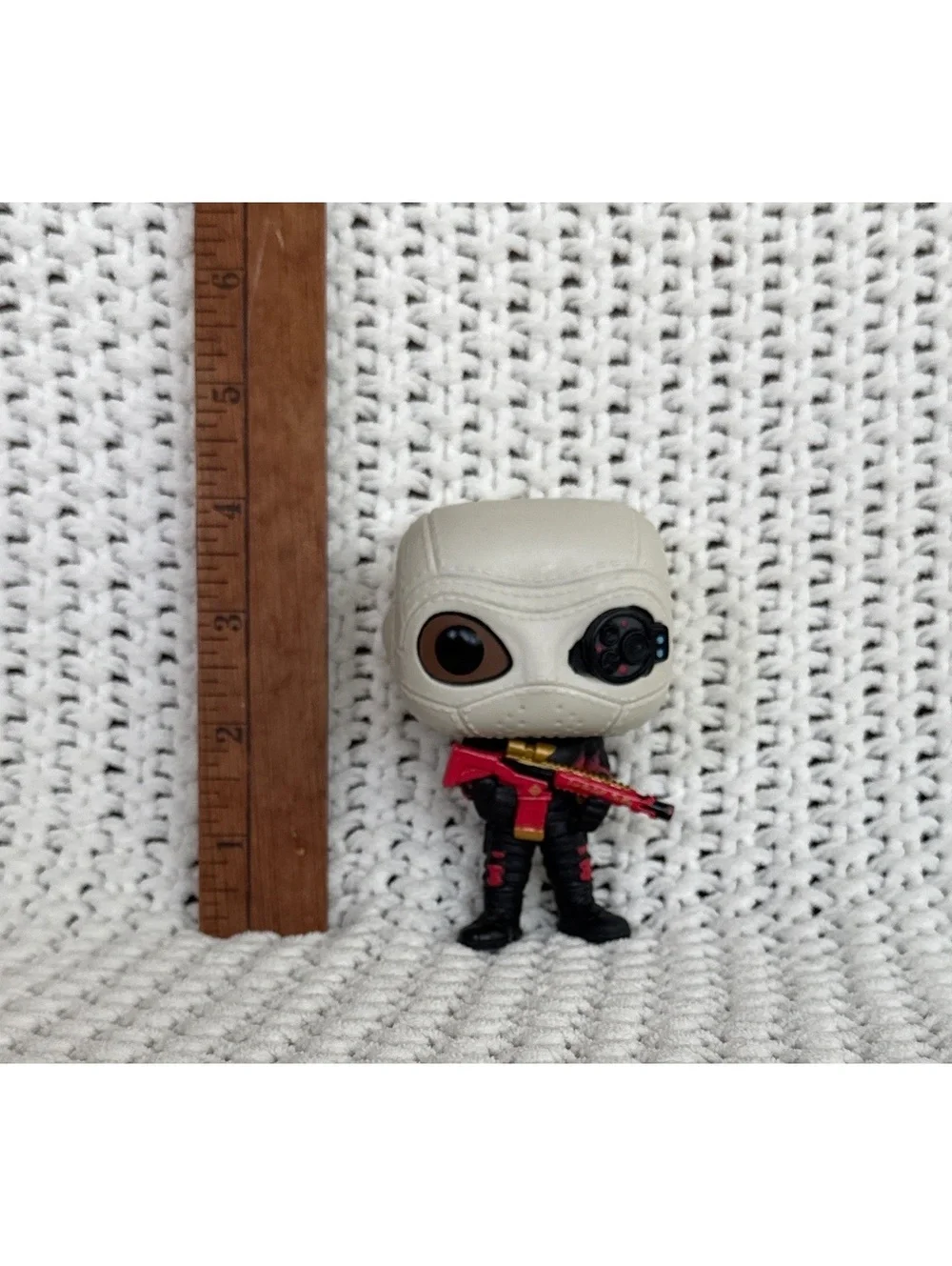 Funko Pop! Vinyl Figure - Deadpool with Mask and Red Gun